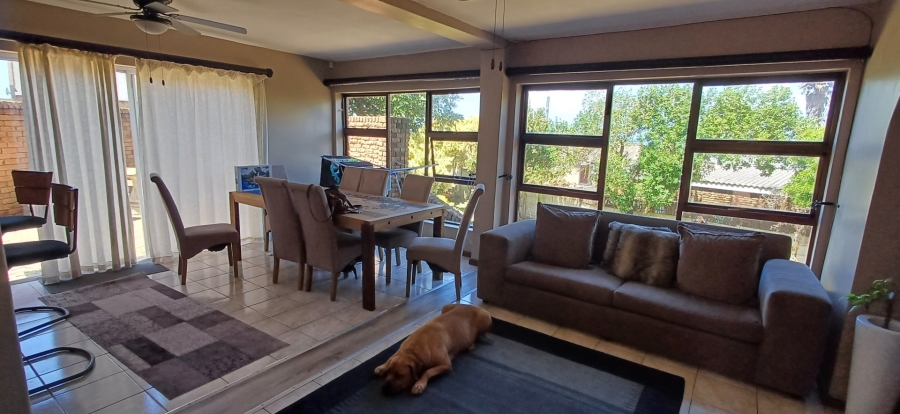 5 Bedroom Property for Sale in Dana Bay Western Cape